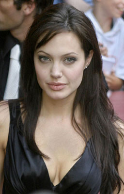 Angelina Jolie 3.jpg